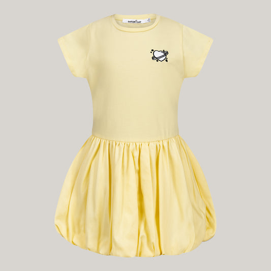 Balloon-Kleid mit Herz Stickerei