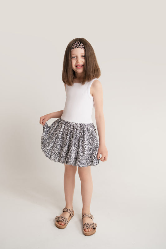 Balloon-Kleid mit Zebra-Rock